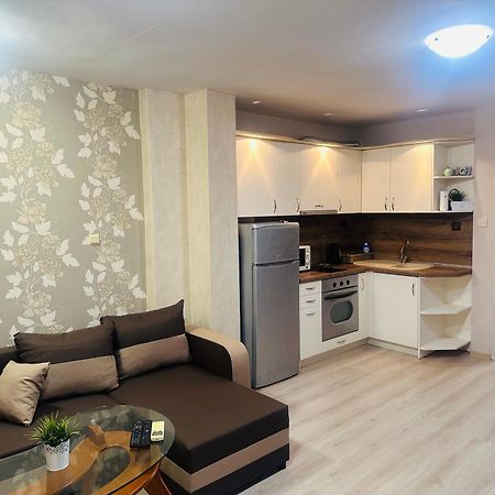 Lux Apartment Sisi Бургас Экстерьер фото